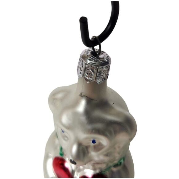 VTG BLOWN GLASS POLAR BEAR CHRISTMAS TREE ORNAMENT HEART ANIMAL HAND PAINTED - Picture 3 of 5